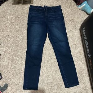 American Eagle High Rise Jegging